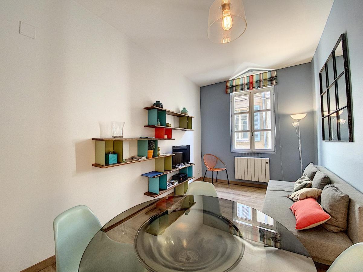 Maison 3 Chambres - Terrasse - Climatisation 10 Minutes A Pied Du Pont D'Avignon Luaran gambar
